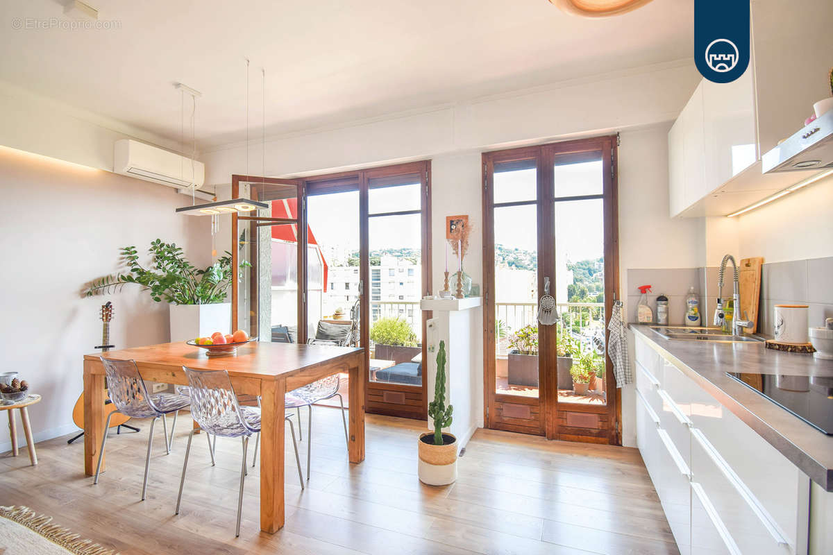 Appartement à NICE