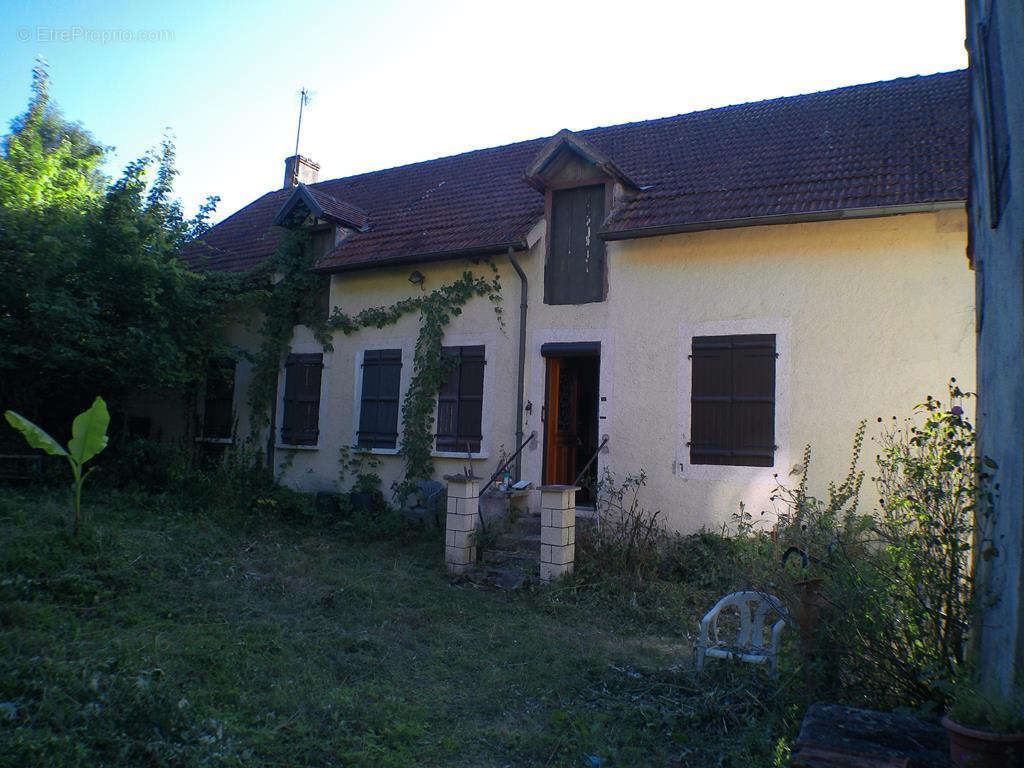 Maison à JALIGNY-SUR-BESBRE