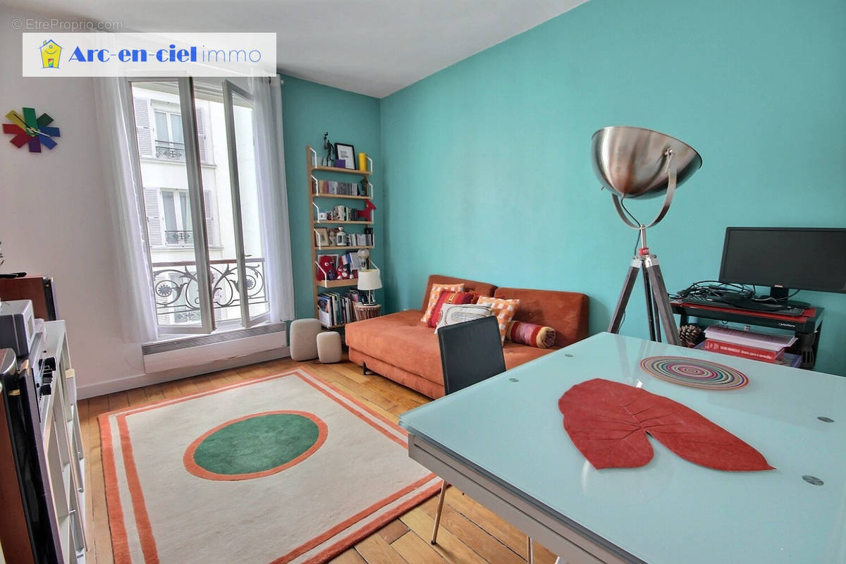 Appartement à PARIS-17E