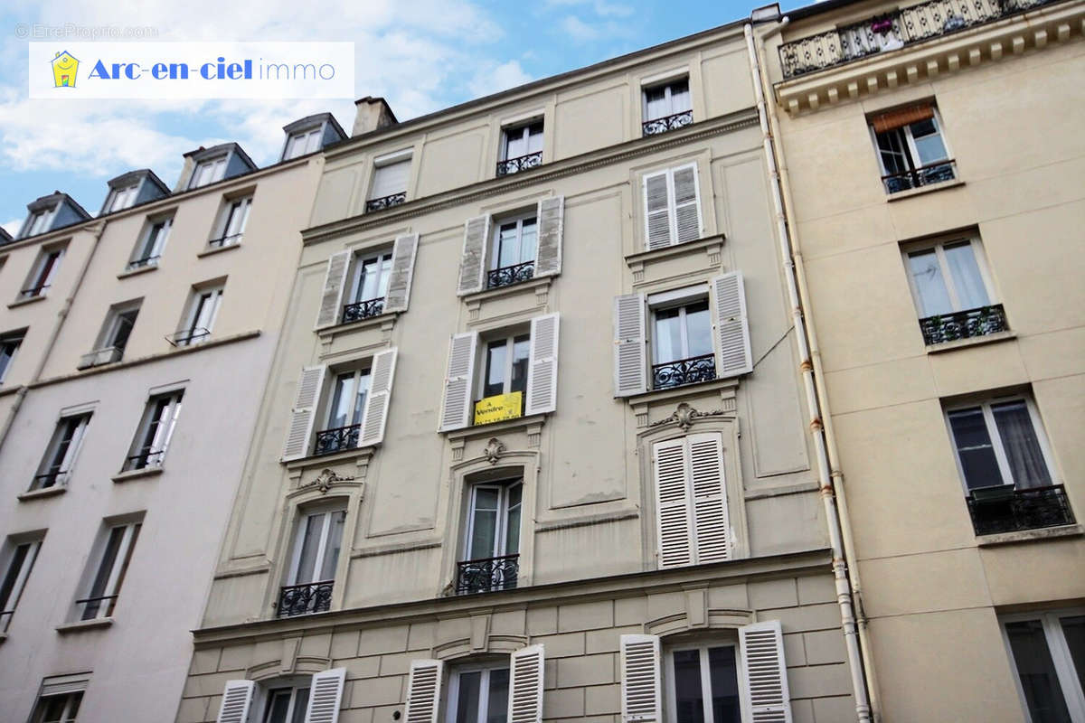 Appartement à PARIS-17E