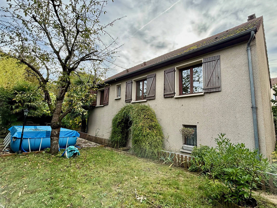 Maison à CARRIERES-SUR-SEINE