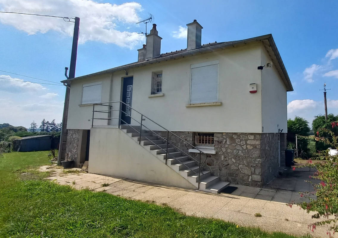 Maison à ROUGE