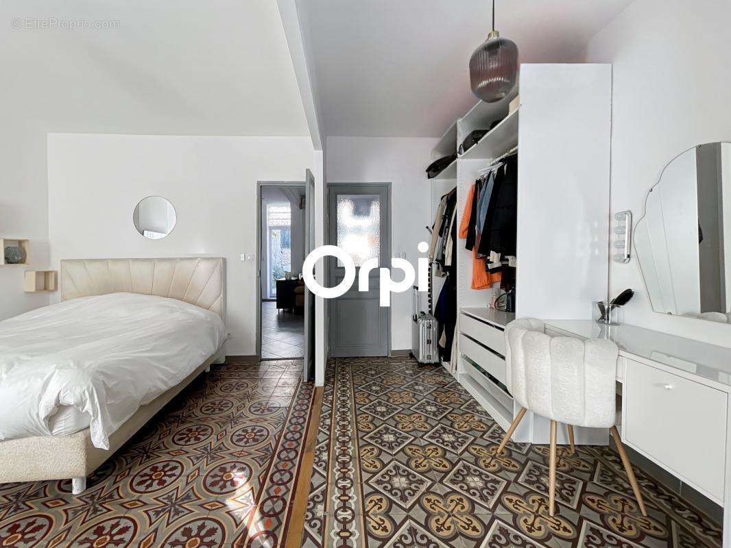 Appartement à MARSEILLE-10E