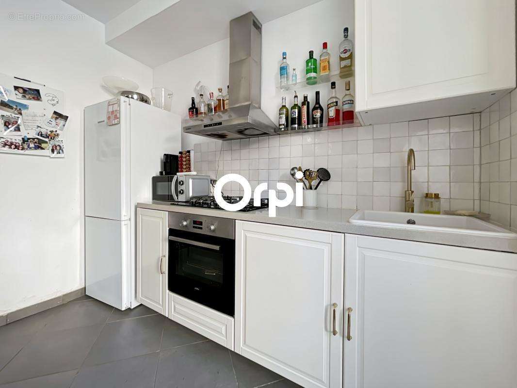 Appartement à MARSEILLE-10E