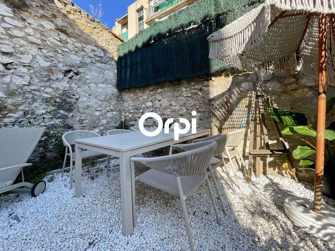 Appartement à MARSEILLE-10E