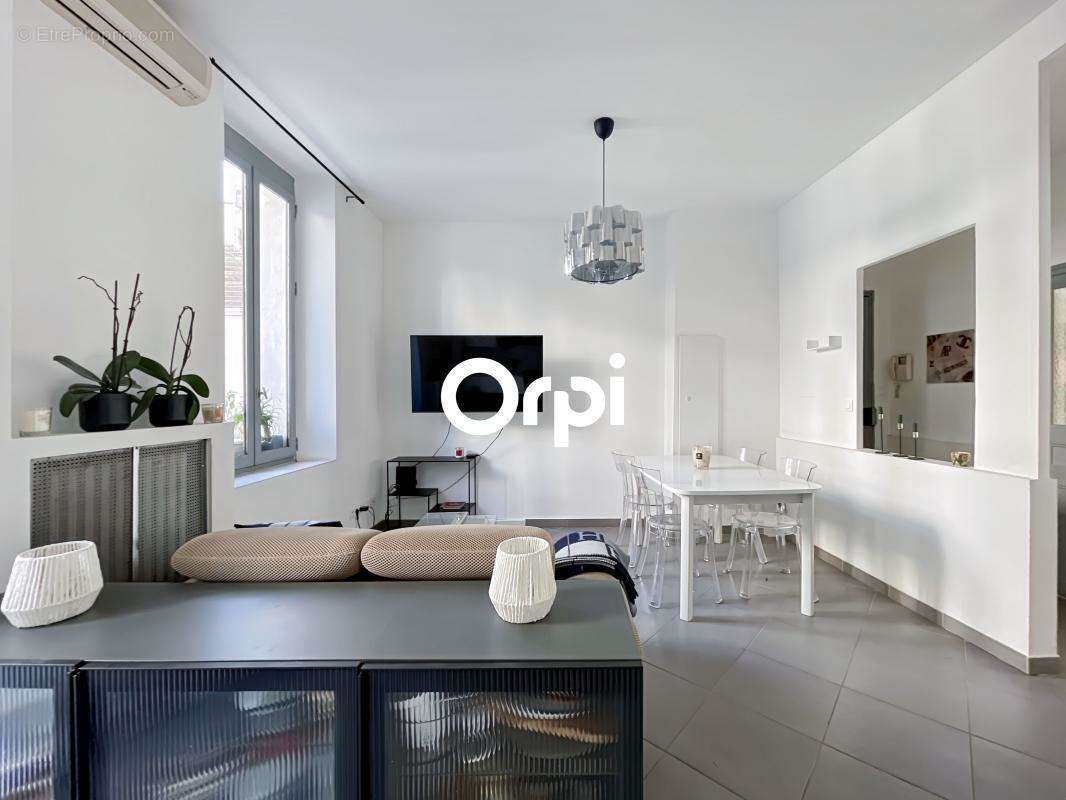 Appartement à MARSEILLE-10E