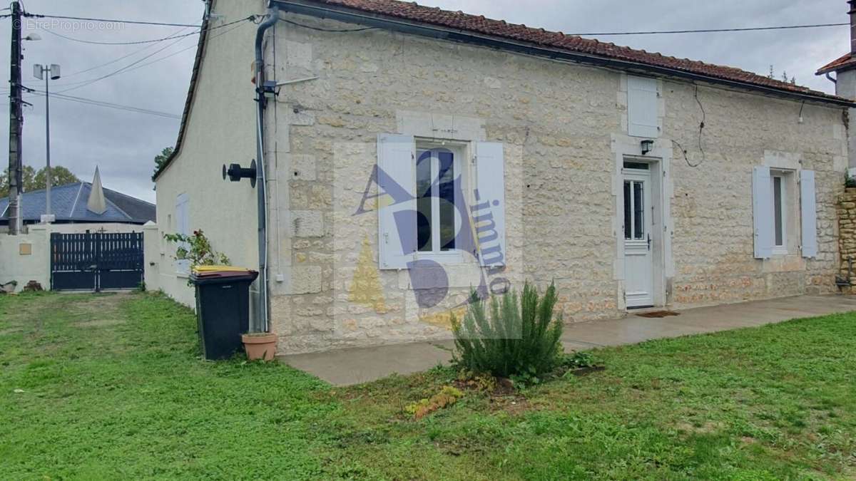 Maison à ANGOULEME