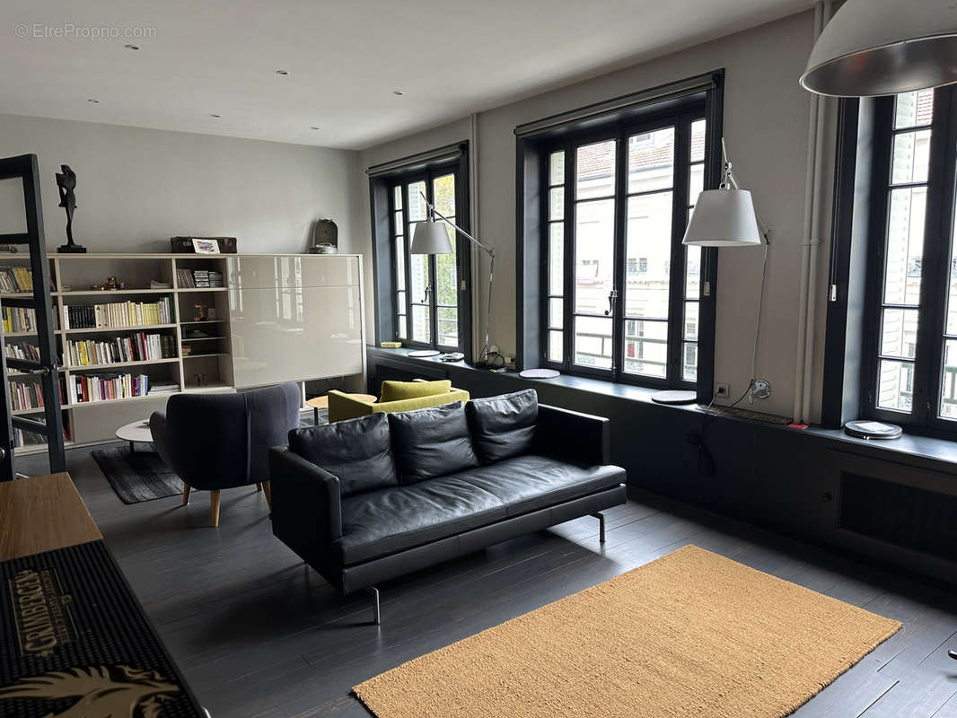 Appartement à SAINT-ETIENNE