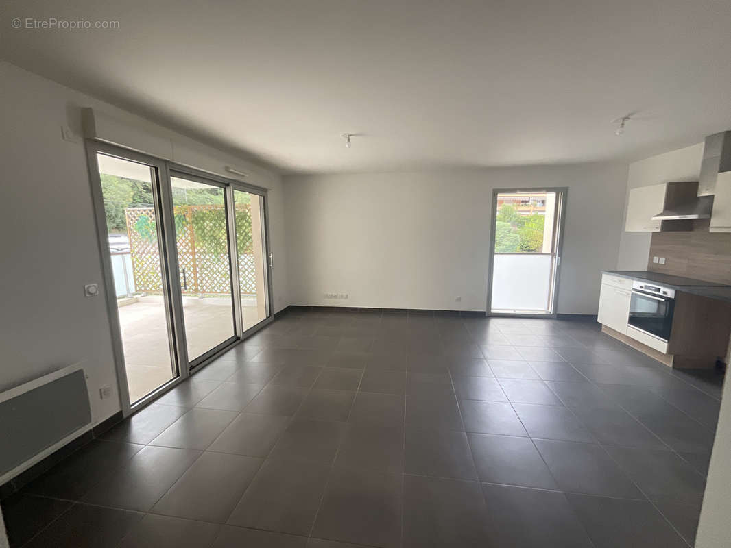 Appartement à CAGNES-SUR-MER