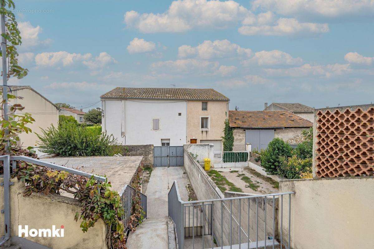 Appartement à MORIERES-LES-AVIGNON