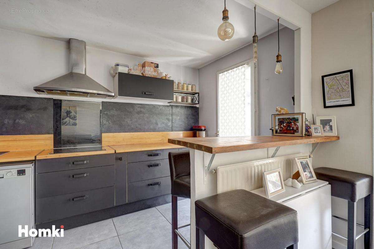 Appartement à MARSEILLE-11E