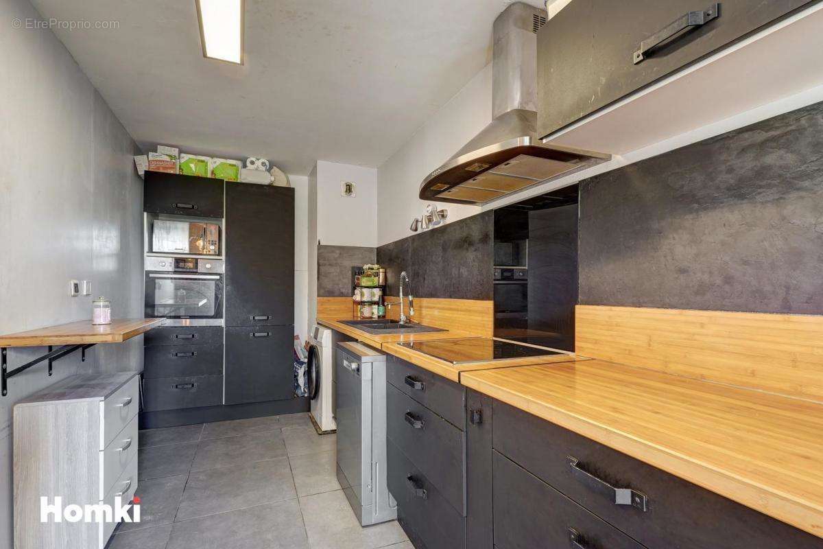 Appartement à MARSEILLE-11E