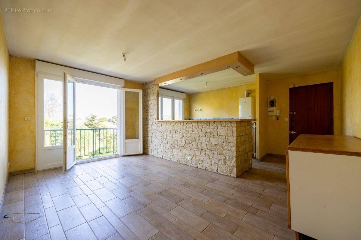 Appartement à SAINT-SEBASTIEN-SUR-LOIRE