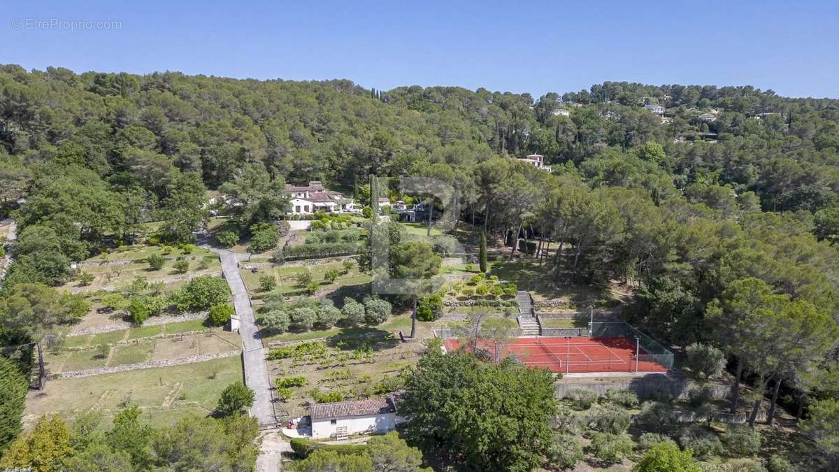 Maison à MOUGINS