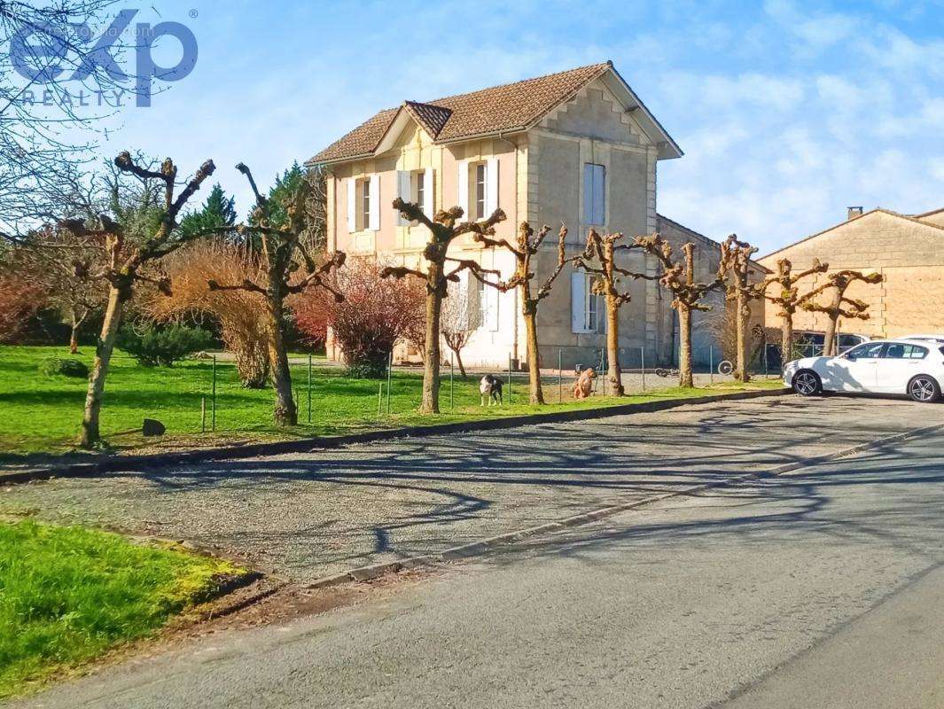 Appartement à SAINT-EMILION