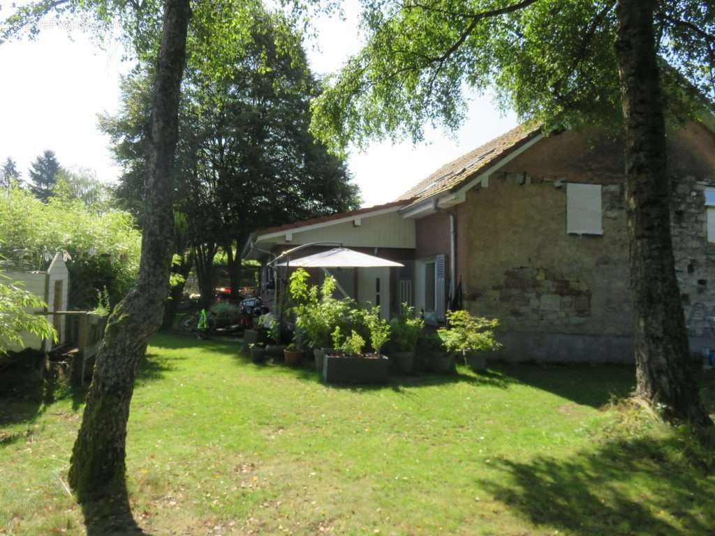 Maison à CHAMPAGNEY