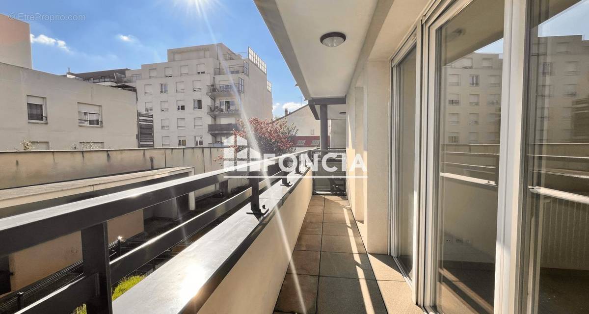 Appartement à VILLEURBANNE