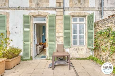 Appartement à SAINT-MARTIN-DE-RE