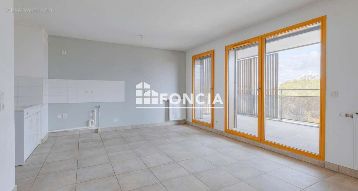 Appartement à LYON-8E