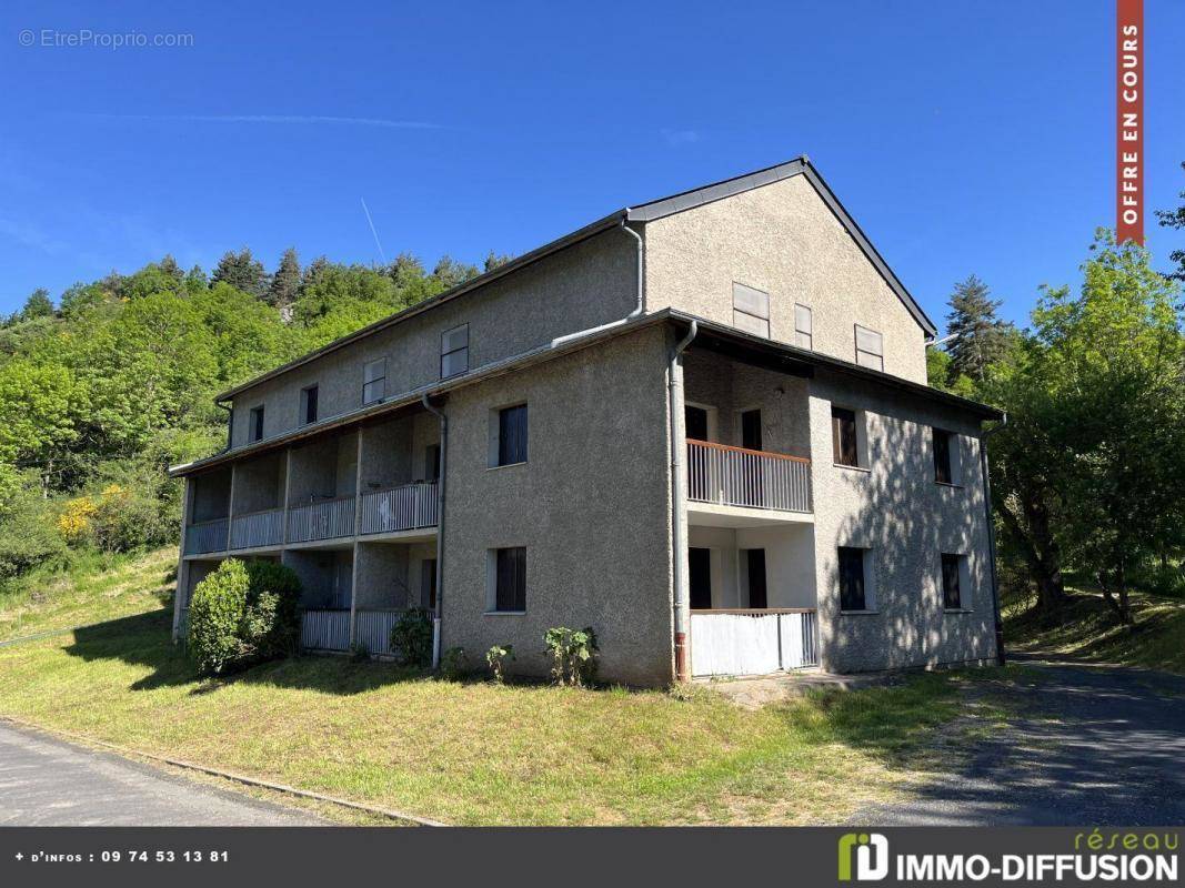 Appartement à BAGNOLS-LES-BAINS