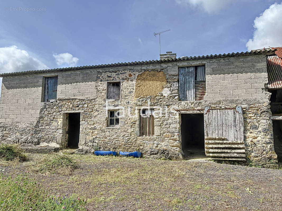 Maison à CAMBERNON