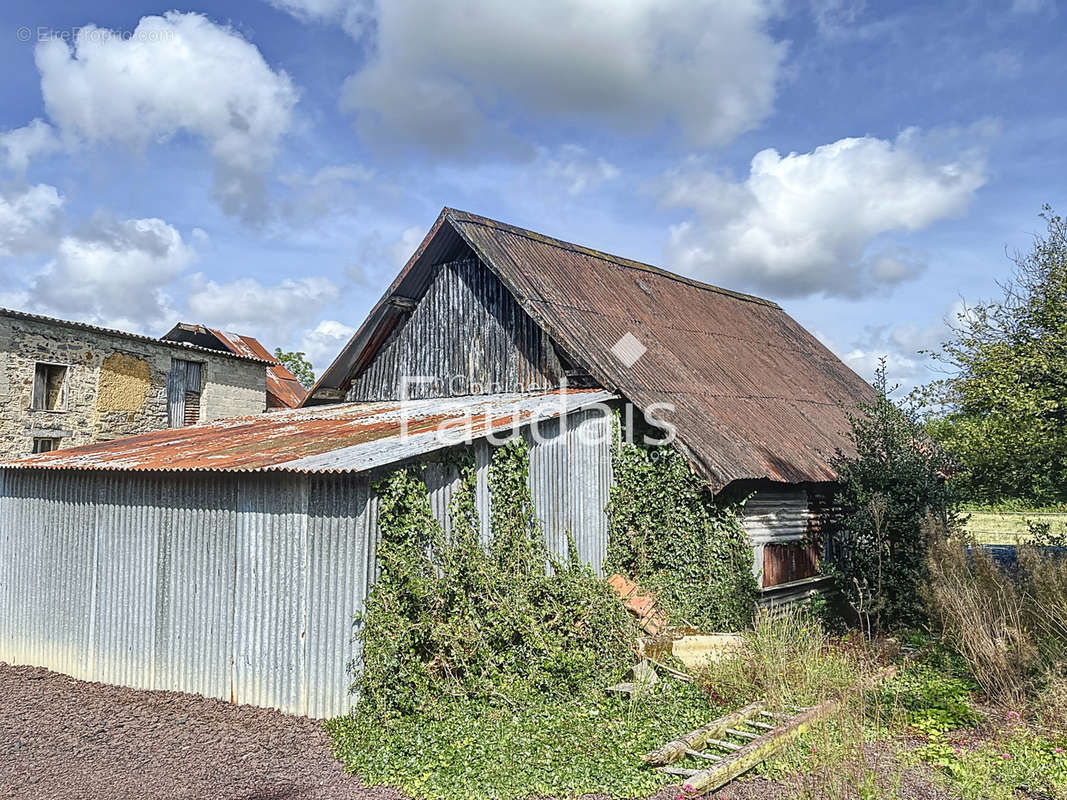 Maison à CAMBERNON