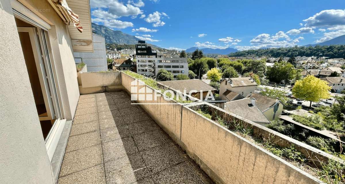 Appartement à AIX-LES-BAINS