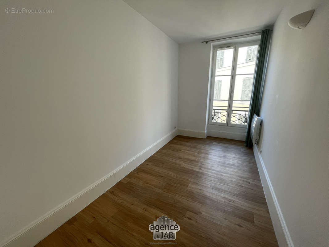 Appartement à MARSEILLE-2E