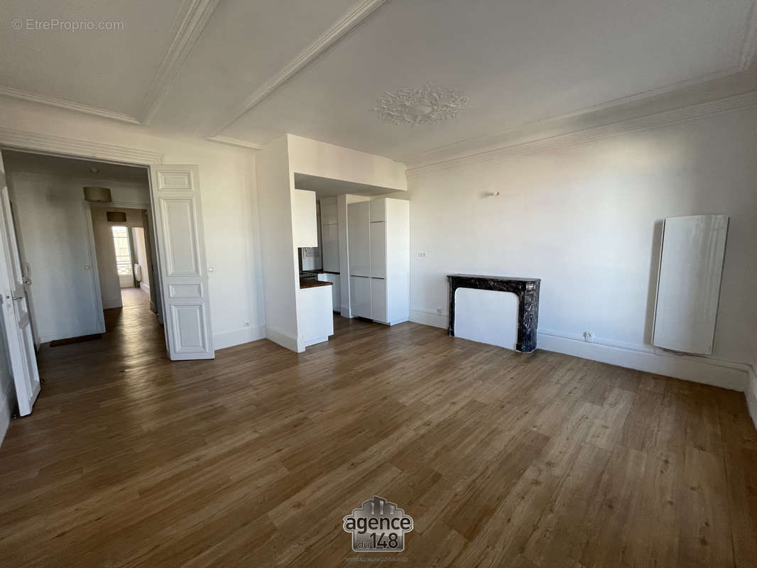 Appartement à MARSEILLE-2E