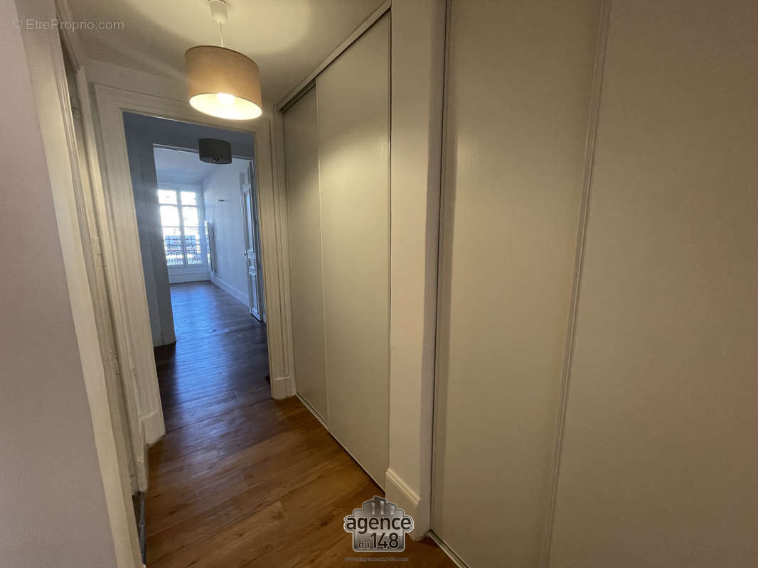 Appartement à MARSEILLE-2E