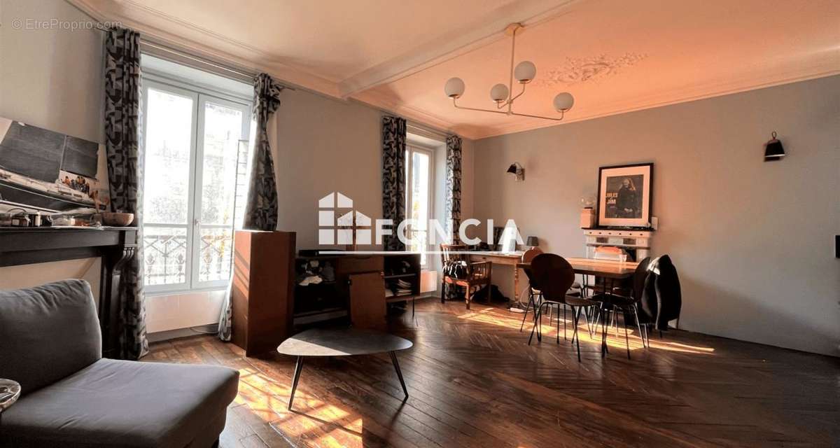 Appartement à PARIS-5E