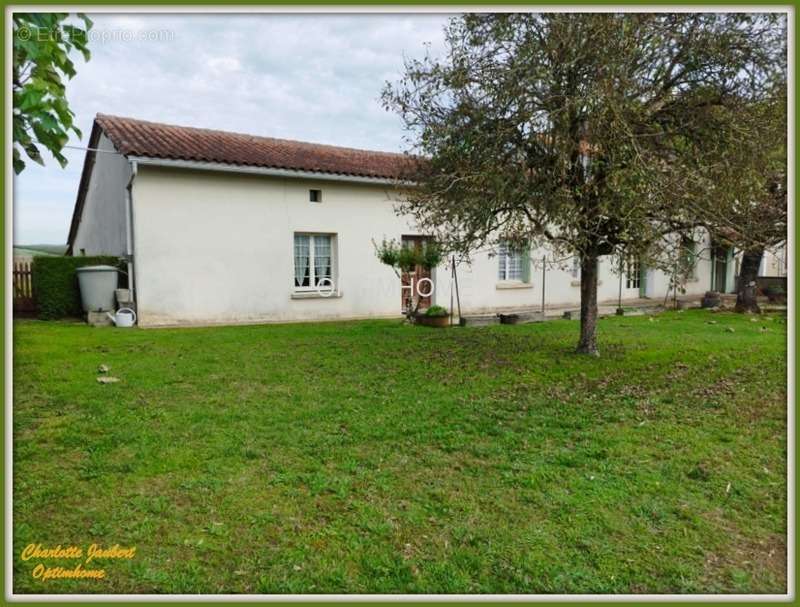 Maison à CHALAIS