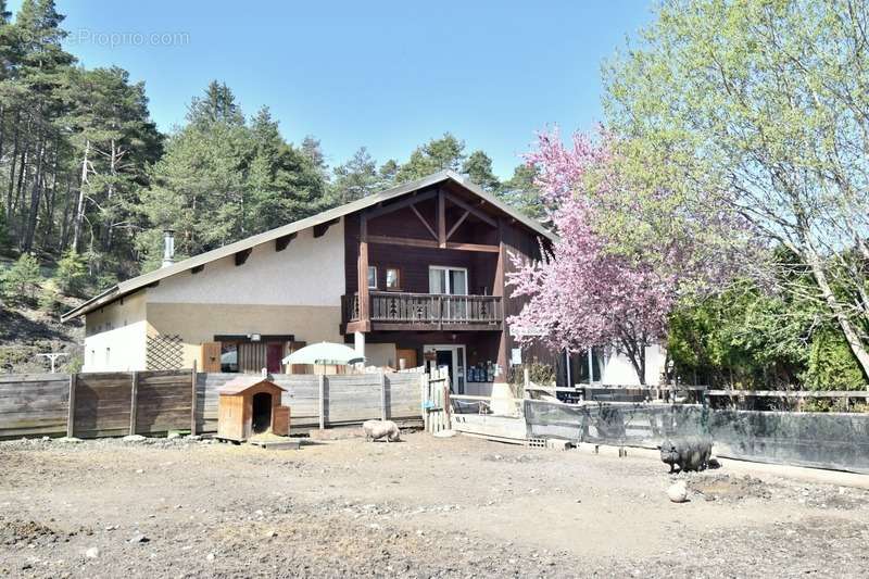 Maison à SEYNE