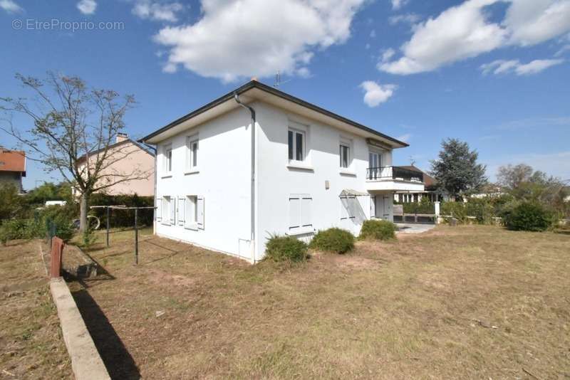 Maison à LENTIGNY