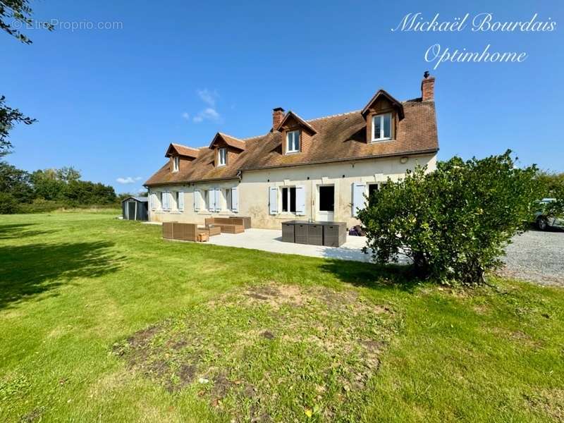 Maison à LAIGNE-EN-BELIN