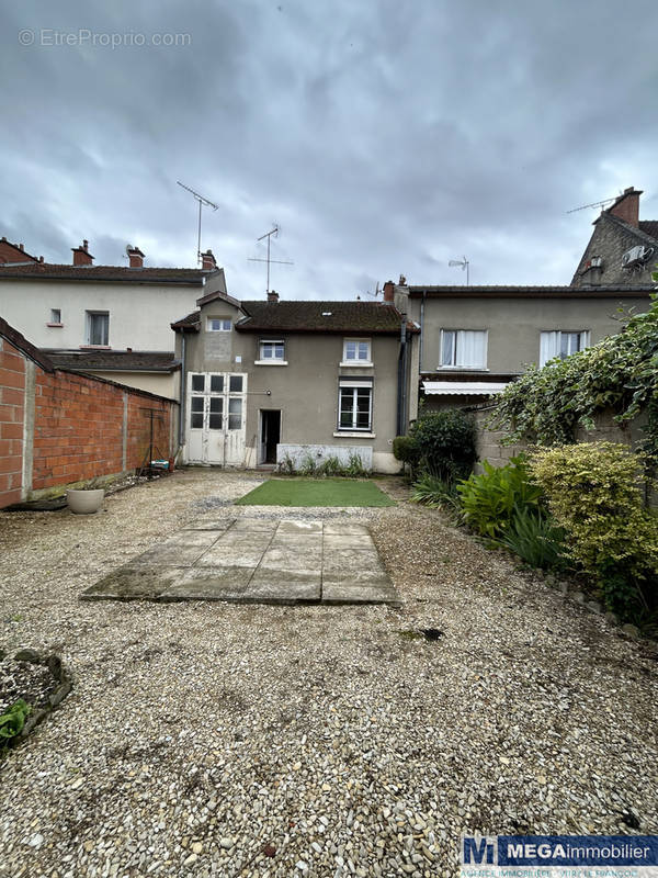 Maison à VITRY-EN-PERTHOIS