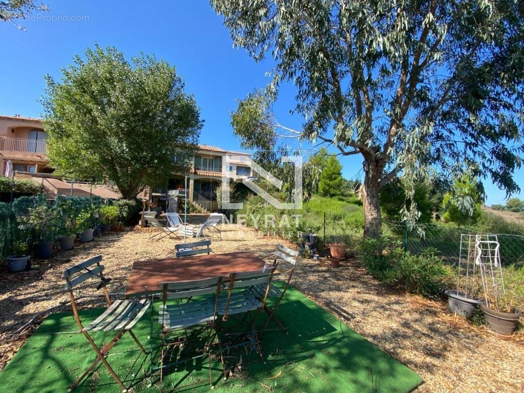 Maison à ROQUEBRUNE-SUR-ARGENS