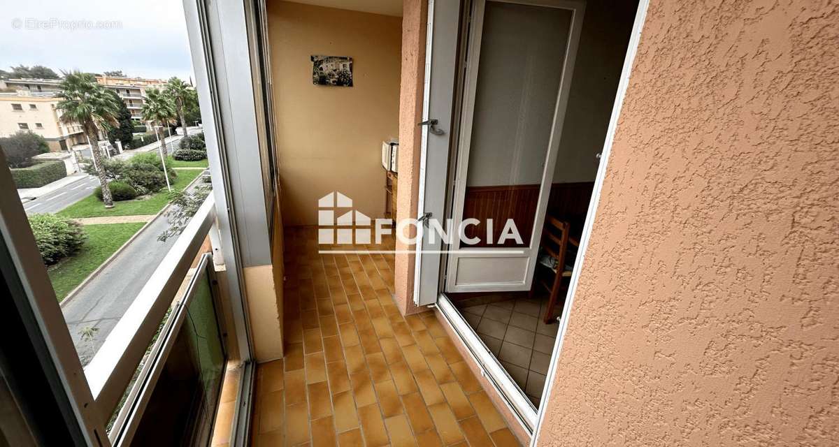 Appartement à BORMES-LES-MIMOSAS