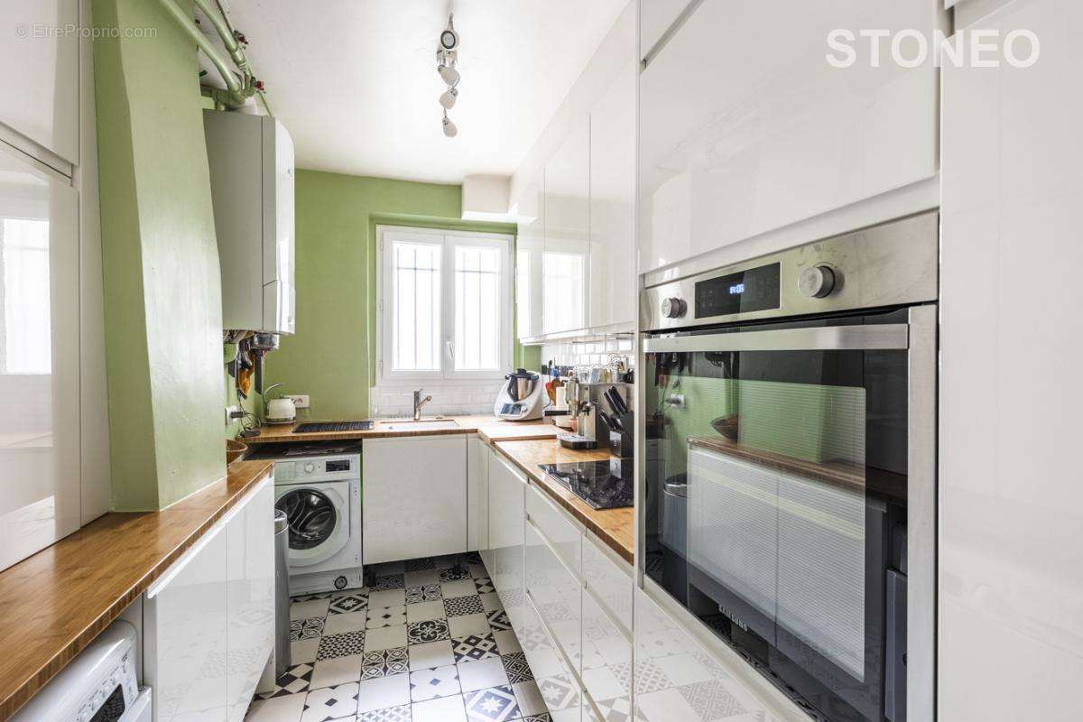 Appartement à PARIS-1E