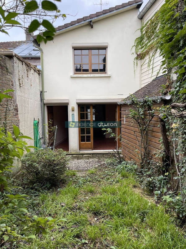 Maison à BEAUVAIS