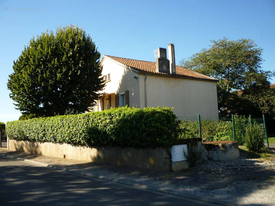 Maison à SAINT-VITE