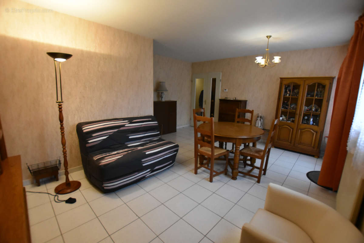 Appartement à MOISSY-CRAMAYEL