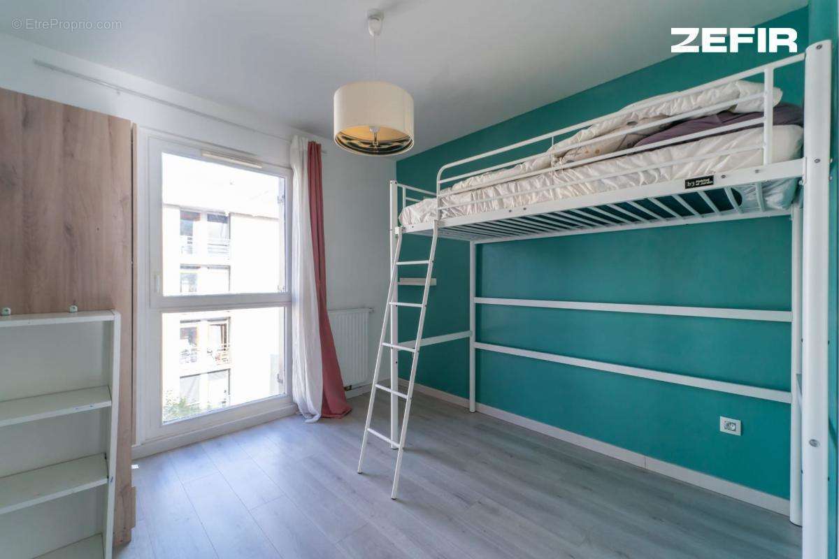 Appartement à COLOMBES