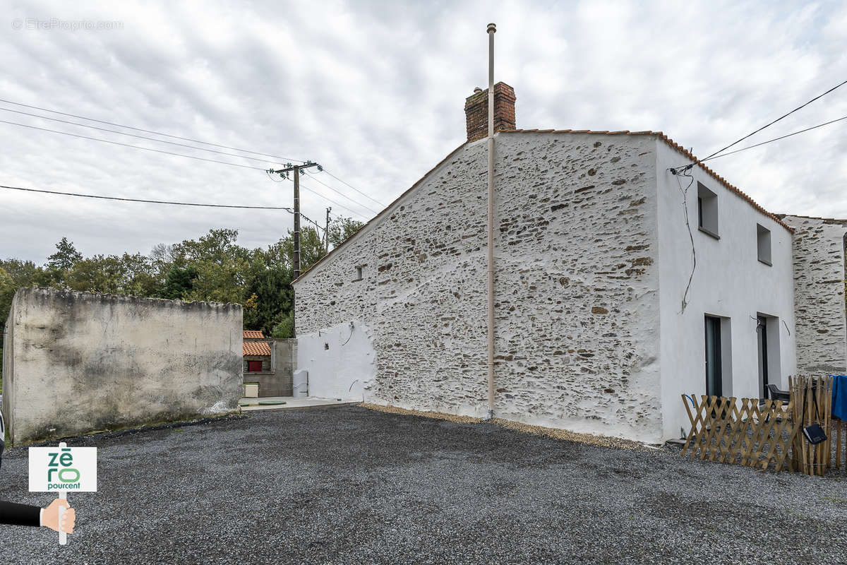 Maison à LA LIMOUZINIERE