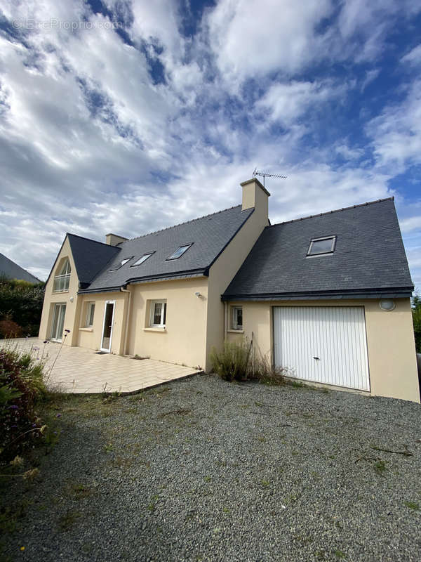 Maison à MINIHY-TREGUIER