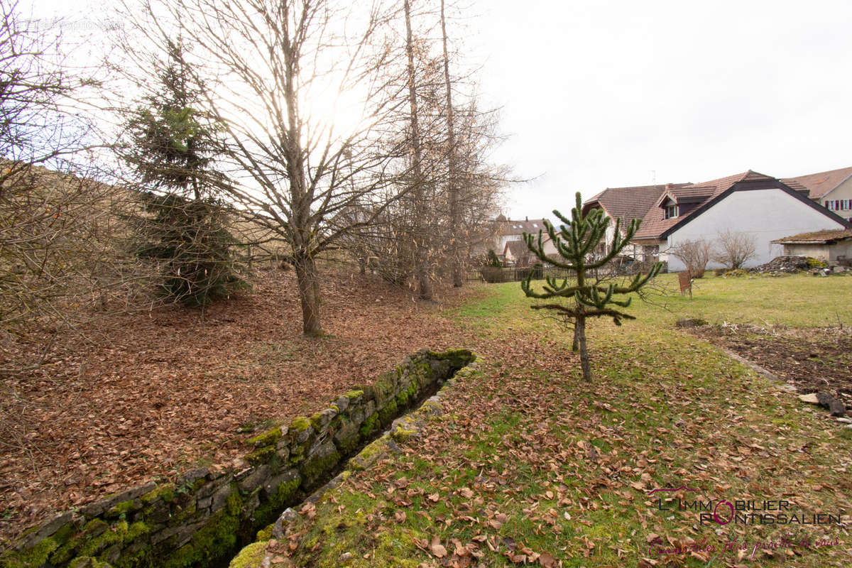 Maison à LABERGEMENT-SAINTE-MARIE