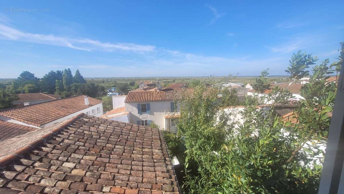 Maison à MORNAC-SUR-SEUDRE