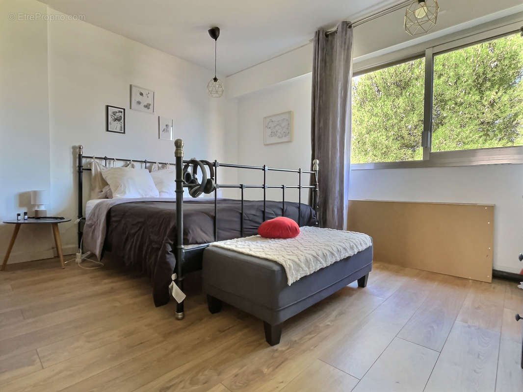 Appartement à MARSEILLE-10E