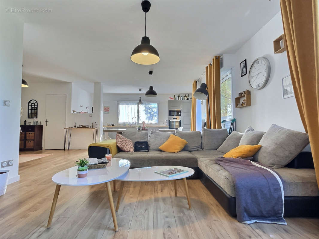 Appartement à MARSEILLE-10E