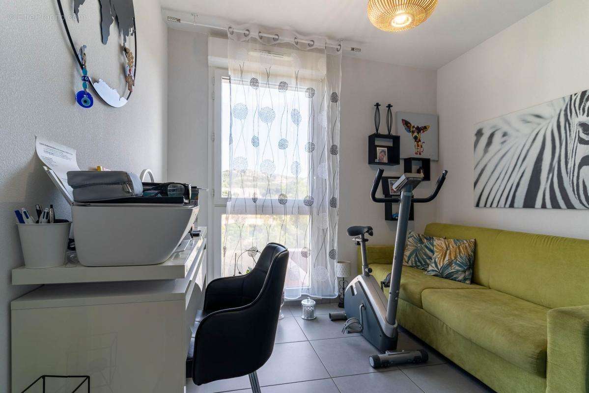 Appartement à MARSEILLE-9E